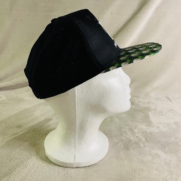 MINECRAFT Creep Mojang Hat Cap Youth Boy Snapback Black Green Gamer Gaming - Picture 4 of 7